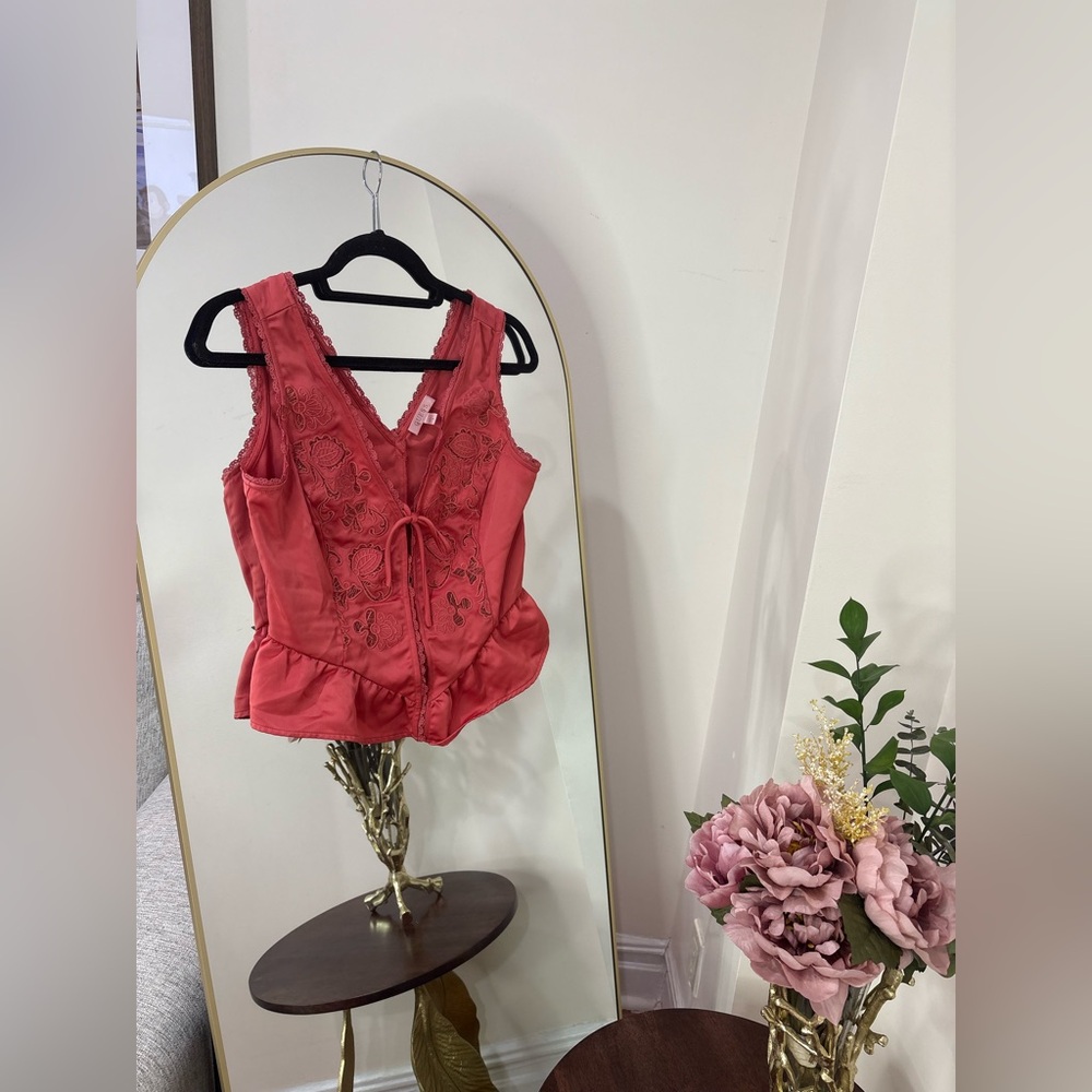 GUESS Women's Embroidered Peplum CORSET Tank Top